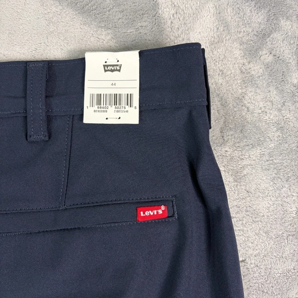 NEW LEVIS 'XX Chino Tech Shorts' Mens 44 Navy Blue Stretch Lightweight 8